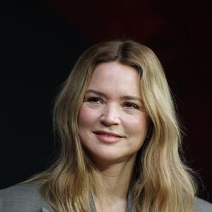 Ils forment ainsi une belle famille recomposée.

Virginie Efira lors d'une conversation avec V.Efira et C.Mastroianni dans le cadre de la 22ème édition du Festival International du Film de Marrakech, Maroc, le 30 novembre 2025. © Dominique Jacovides/Bestimage