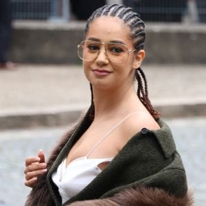 Voilà qui devrait faire réagir les millions d'abonnés de Léna Situations !

Lena Situations au défilé Miu Miu Collection Femme Prêt-à-Porter Printemps/Eté 2026 lors de la Fashion Week de Paris, le 6 octobre 2025. 

Photo : Denis Guignebourg / Bestimage