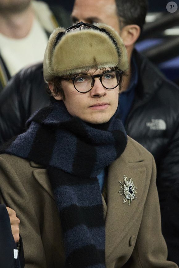 Pierre de Maere - Célébrités dans les tribunes lors du match de Ligue 1 McDonald's opposant le Paris Saint-Germain (PSG) à l'Olympique de Marseille (OM) - (3-1) au Parc des Princes à Paris le 16 mars 2025. © Cyril Moreau/Bestimage