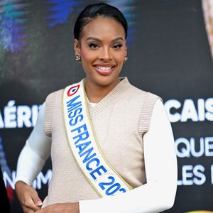 Miss France 2025 Angelique Angarni-Filopon pose lors du TRANSAT CAFE L OR le 24 octobre 2025 au Havre, France. Photo par Franck Castel/ABACAPRESS.COM