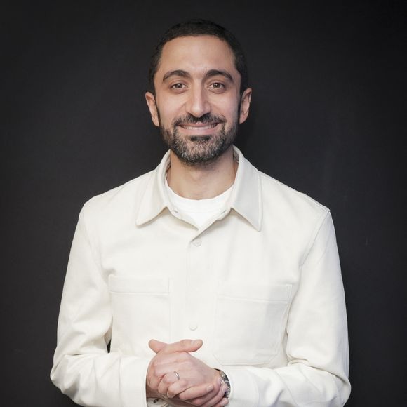 Exclusif - Dr Jimmy Mohamed - Dr Jimmy Mohamed pose en marge de sa venue à Radio J à Paris, France, le 28 février 2023. © Jack Tribeca/Bestimage
