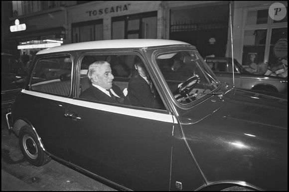 Archives - Aristote Onassis en voiture.
Crédit : AGENCE / BESTIMAGE
