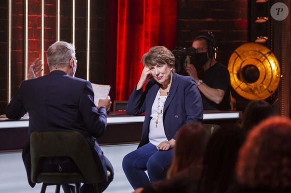 Exclusif - Laurent Ruquier et Roselyne Bachelot, ministre e la Culture   - Enregistrement de l'émission "On Est Presque En Direct" (OEED), présentée par L.Ruquier, et diffusée sur France 2 le 14 novembre 2020. 
© Jack Tribeca / Bestimage