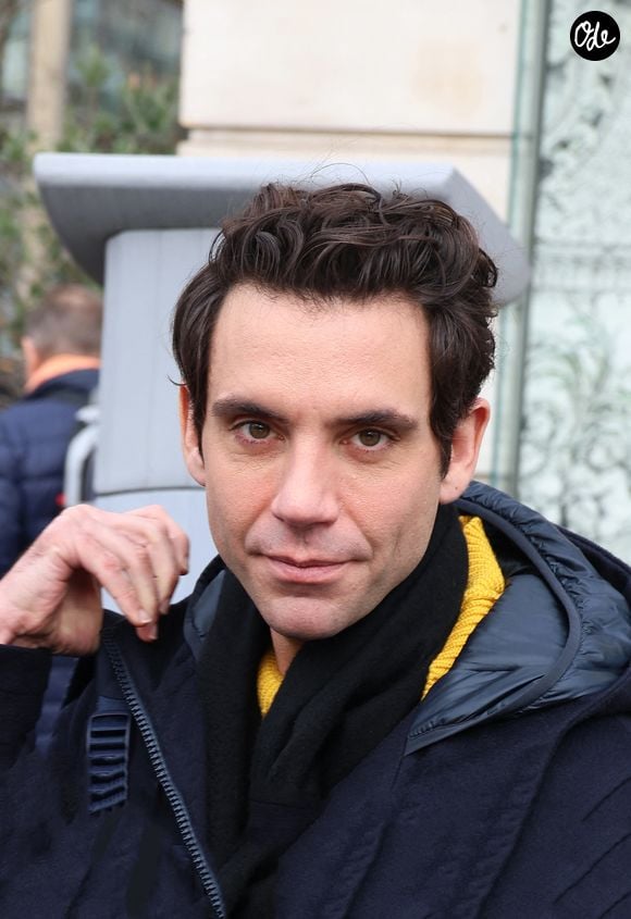 Le public retrouvera pour commencer l'incontournable Mika, qui signe son grand retour.

Exclusif - Le chanteur Mika à la sortie des studios de RTL à Paris, France, le 11 décembre 2023.
