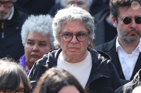 Lionnel Astier - Sorties des obsèques de Bruno Salomone en l'église Sainte-Anne de Polangis de Joinville-le-Pont (Val-de-Marne) le 23 mars 2026. © Cyril Moreau - Dominique Jacovides / Bestimage
