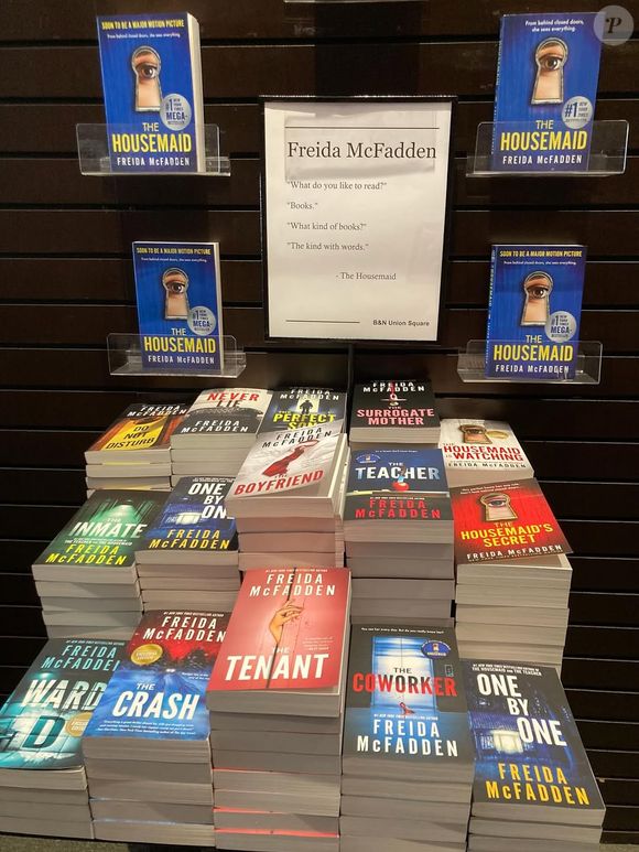 Instagram Freida McFadden