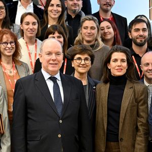 Le prince Albert II de Monaco, la princesse Caroline de Hanovre, Charlotte Casiraghi et Mélanie-Antoinette de Massy inaugurent la médiathèque Caroline à Monaco, le 10 décembre 2025.
© Bruno Bebert / Bestimage