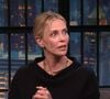 Charlize Theron est revenue sur les mots surprenants de sa mère au lendemain du drame. Elle lui a simplement dit : "On va passer à autre chose", avant de l'envoyer à l'école.

Charlize Theron participe à l'émission Late Night with Seth Meyers pour promouvoir son dernier film Netflix, The Old Guard 2. 

©BestImage