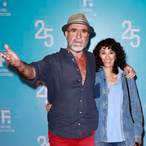 Eric Cantona et Rachida Brakni au Festival de la fiction télé de La Rochelle, le 13 septembre 2023.
Photo : Christophe Aubert / Bestimage