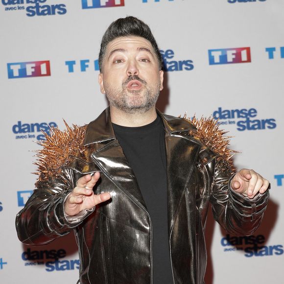 Chris Marques - Photocall de lancement de la saison 2026 de "Danse avec les stars" (DALS) au siège de TF1 à Boulogne-Billancourt le 18 décembre 2025. © Coadic Guirec/Bestimage