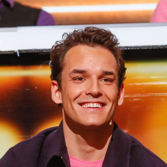 Pour l'occasion, Cyril Féraud accueille Théo Curin

Exclusif  - Théo Curin lors de l'enregistrement de l'émission "100% logique" présentée par C. Feraud et qui sera diffusée le 29 mars au Studio du Lendit à Saint-Denis, France, le 14 décembre 2024. © Christophe Clovis/Bestimage