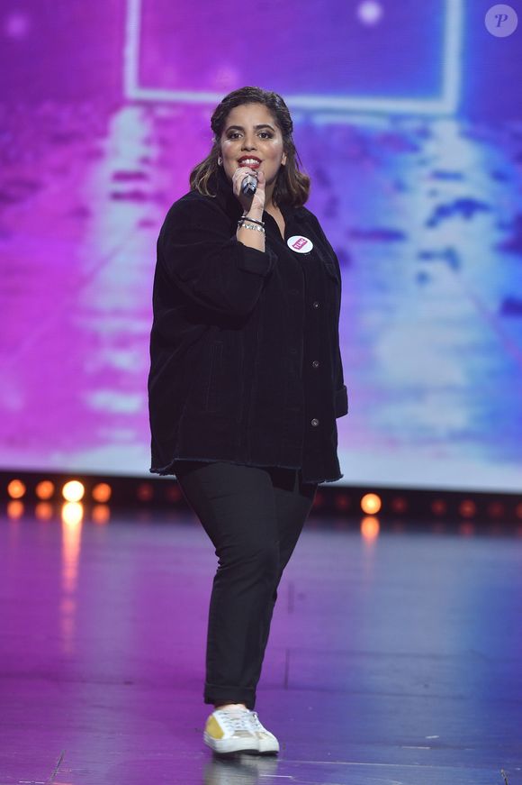 Exclusif - Inès Reg à l'enregistrement de l'émission "Tout le monde chante contre le cancer, les stars relèvent le défi" au Palais des Congrès à Paris, le 2 janvier 2020.

Photo : Giancarlo Gorassini / Bestimage