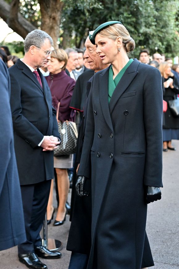 Le prince Albert II de Monaco et la princesse Charlene ont accueilli le président portugais Marcelo Rebelo de Sousa dans le cadre d'une visite d'Etat en Principauté, le 20 novembre 2025. © Bruno Bebert/Bestimage