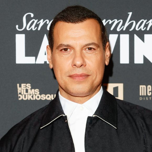 A la décoration exotique 
Laurent Lafitte au photocall de la première du film "Sarah Bernhardt, la divine" au cinéma Pathé Palace à Paris le 10 décembre 2024.

© Christophe Clovis / Bestimage