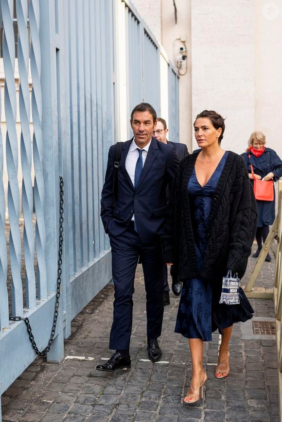 Exclusif - Robert Pirès et sa femme Jessica Lemarie - Les membres du Variétés Club de France rencontrent le pape François au Vatican le 22 mars 2023. © Pierre Perusseau / Bestimage