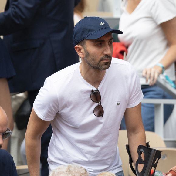 Jimmy Mohamed dans les tribunes lors des Internationaux de France de Tennis de Roland Garros 2025 à Paris, le 29 mai 2025.
© Moreau / Jacovides / Bestimage
