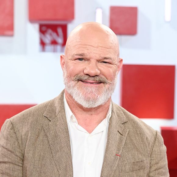 Après le passage du célèbre chef Philippe Etchebest, ce restaurant familial situé en Bretagne avait connu un regain de popularité en 2022

Exclusif - Philippe Etchebest lors de l'enregistrement de l'émission Vivement dimanche au studio Rive gauche, présentée par M.Drucker. 

© Guillaume Gaffiot/Bestimage
