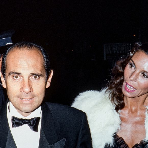 Il a été marié à Béatrice Chatelier avec qui il a eu deux enfants.
Guy Marchand, nommé dans la catégorie Meilleur second rôle et son épouse lors des Cesar 1988 au Palais des Congres de Paris le 12 mars 1988. Photo par Christophe Geyres/ABACAPRESS.COM