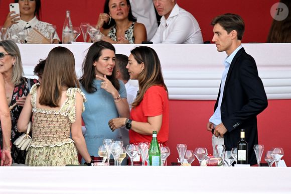 La princesse Caroline de Hanovre, sa fille Charlotte Casiraghi, son fils, né de son union avec Gad Elmaleh, Raphael, la princesse Alexandra de Hanovre, son fiancé Ben-Sylvester Strautmann, Melanie de Massy et Diane Fissore, la présidente du jumping et de la Fédération monégasque d’équitation, ont assisté à la 2eme journée du Jumping International de Monte-Carlo, le 4 juillet 2024. La compétition se déroule sur le port Hercule à Monaco, du 3 juillet au 5 juillet. La princesse Caroline, sa fille Charlotte et Diane Fissore, ont remis le 1er prix de la Longines Pro-Am Cup au profit de l'AMADE et recupéré un chèque de 20000 Euros pour l'associarion fondée en 1963 par la princesse Grace de Monaco en faveur de la protection et de l’épanouissement des enfants. C'es le binôme composé de Giacomo Paneraj (MON) et Felipe Coutinho Mendonca Nagata (BRE), pour la Team Paneraj & Partner Estate qui ont pris la première place. © Bruno Bebert/Bestimage