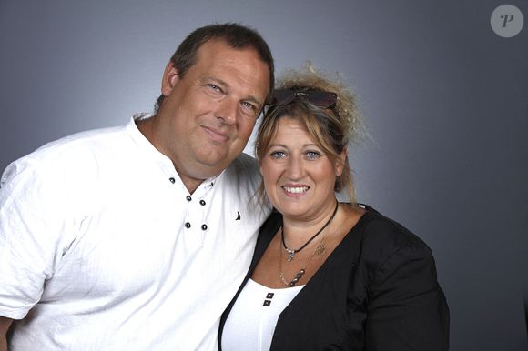 Cindy et Sébastien Van Der Auwera - Rendez-vous avec la famille Van Der Auwera (Familles Nombreuses la vie en XXL sur TF1) lors de l'enregistrement de l'émission "Chez Jordan" à Paris le 9 juin 2022.

© Cédric Perrin / Bestimage
