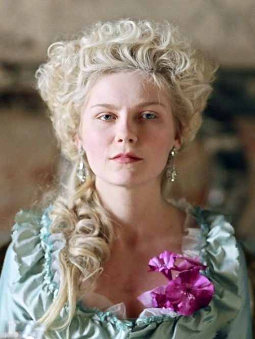 Restés deux siècles dans la même famille, les bracelets de Marie-Antoinette sertis de diamants dépassent toutes les estimations