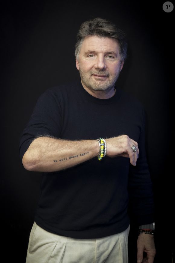 Exclusif - Philippe Lellouche dans les backstage de l'enregistrement de l'émission de radio "CS Cohen" sur Radio J à Paris. Le 18 décembre 2023
© Jack Tribeca / Bestimage