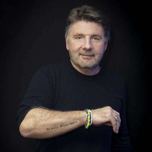 Exclusif - Philippe Lellouche dans les backstage de l'enregistrement de l'émission de radio "CS Cohen" sur Radio J à Paris. Le 18 décembre 2023
© Jack Tribeca / Bestimage