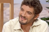 Niels Schneider est revenu sur sa transformation physique importante effectuée pour son rôle dans "L'inconnue" dans "Télématin'. Capture d'écran France 2