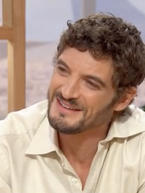 Grande perte de poids, cheveux longs… Niels Schneider n’était plus tout le même : "Heureusement mon fils de 3 ans m'acceptait"