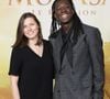 En effet, sa vie personnelle est comblée grâce à son épouse et leurs deux enfants, avec lesquels il mène une vie tranquille dans une ville tout proche de Paris.

Emilie Rouquette, Mory Sacko - Première du film Disney "Mufasa, Le Roi lion" au cinéma Pathé Palace à Paris le 12 décembre 2024. © Coadic Guirec/Bestimage