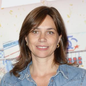 Maman comblée de Jeanne et d'Alice, les deux fruits de son amour avec l'acteur Jean Dujardin, Nathalie Péchalat a enchanté ses abonnés en partageant plusieurs clichés de son quotidien familial sur Instagram

Nathalie Péchalat - Avant-première du film "Super Grand Prix" au cinéma le Grand Rex à Paris. © Coadic Guirec/Bestimage