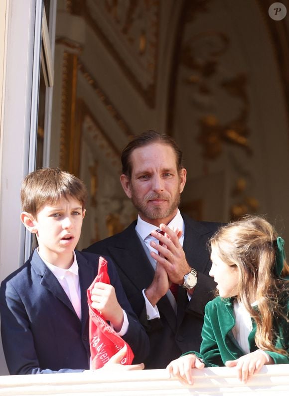 Raphael Elmaleh et Andrea Casiraghi, India Casiraghi - La famille princière de Monaco au balcon du palais, à l'occasion de la Fête Nationale de Monaco, le 19 novembre 2024. © Jacovides-Bebert/Bestimage