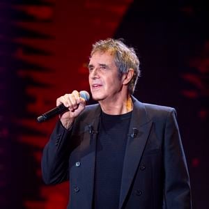 Exclusif - Julien Clerc lors de l'enregistrement de l'émission "Famille je vous aime" présentée par M.Drucker et qui sera diffusée le 29 décembre sur France 3, au studio Rive gauche, à Paris, France, le 2 décembre 2025. © Gaffiot-Perusseau/Bestimage