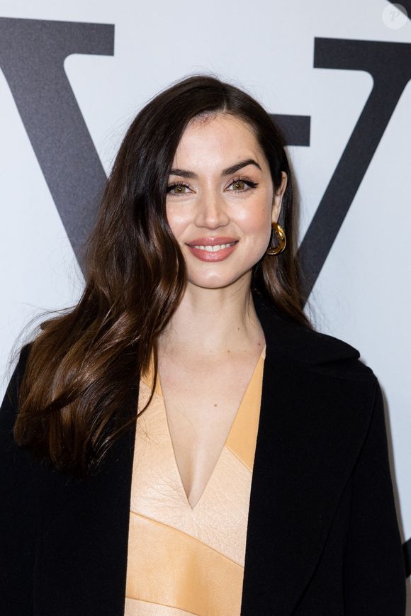 Ana de Armas - Photocall du défilé Louis Vuitton prêt-à-porter automne-hiver 2023/2024 lors de la Fashion Week de Paris (PFW), à Paris, France, le 6 mars 2023. © Olivier Borde/Bestimage