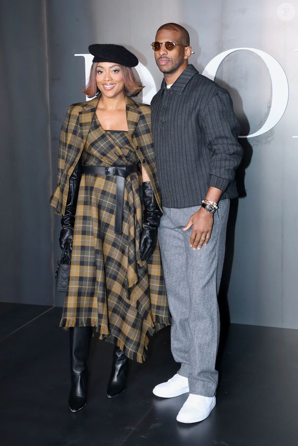 Jada Crawley et Chris Paul au photocall du défilé Dior Homme à l'École-Militaire lors de la semaine de la mode masculine automne/hiver 2025-2026 à Paris, France, le 24 janvier 2025. © Bertrand Rindoff/Bestimage