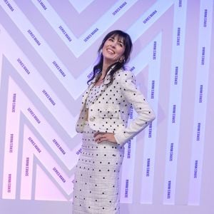 Son principal avantage est d'éliminer toute forme de privation sévère, contournant ainsi l'effet "yo-yo" et les frustrations systématiquement liées aux régimes restrictifs.

Nolwenn Leroy au photocall de la première de la série The Audacity lors du festival Series Mania 2026 à Lille, France, le 21 mars 2026. © Stéphane Vansteenkiste/Bestimage