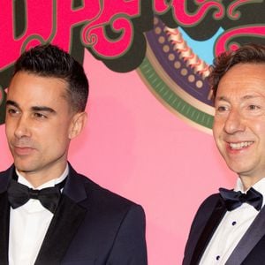 Stéphane Bern et son compagnon Yori Bailleres - Arrivées des invités au Bal de la Rose 2023 sur le thème "Bollywood" à la salle des étoiles à Monaco le 25 mars 2023. © Olivier Huitel / Pool / Bestimage