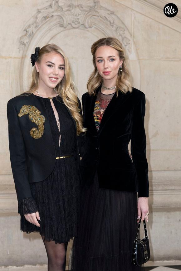 Maria Carolina de Bourbon des Deux-Siciles et sa soeur Maria Chiara de Bourbon-des-Deux-Sicile au photocall du défilé Christian Dior "Collection Haute Couture Printemps/Eté 2025" au Musée Rodin, lors de la Fashion Week de Paris, le 27 janvier 2025.

© Olivier Borde/Bestimage