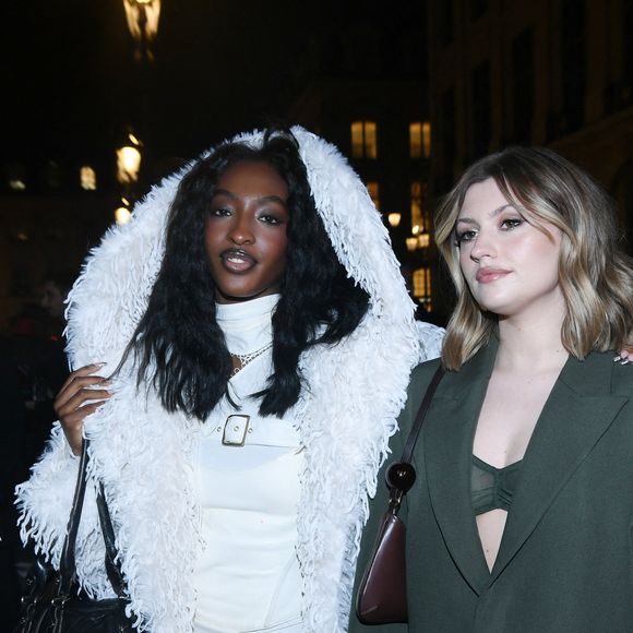 Marine Delplace et Ebony Cham (Star Academy) arrivant au 22ème dîner de la mode pour le Sidaction à Paris le 30 janvier 2025. © Rachid Bellak / Bestimage