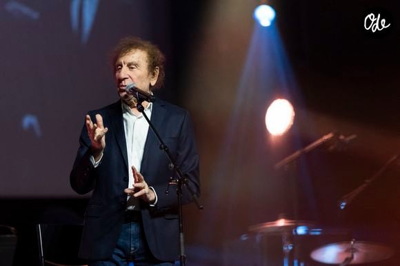 Alain Souchon - Scène du Gala de la Fondation Recherche Alzheimer placée sous le signe de l’émotion et du partage avec un concert unique sur le thème "2 générations chantent pour la 3ème" à l’Olympia à Paris le 17 mars 2025. © Olivier Borde - Bertrand Rindoff/Bestimage