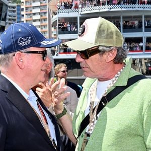 Le prince Albert II de Monaco et Jean-Luc Reichmann dans les paddocks du Formula 1 Louis Vuitton Grand Prix de Monaco 2026, à Monte Carlo, Monaco, le 6 juin 2026. © Bruno Bebert/Bestimage
