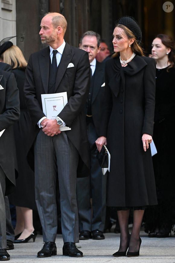 La famille royale durant les obsèques de la duchesse de Kent dans la cathédrale de Westminster à Londres le 16 septembre 2025. © Backgrid UK/ Bestimage