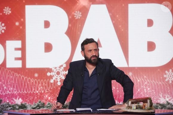 Exclusif - Cyril Hanouna sur le plateau de l'émission "Touche pas à mon poste" (TPMP) diffusée en direct sur C8 le 17 décembre 2024.

© Jack Tribeca / Bestimage