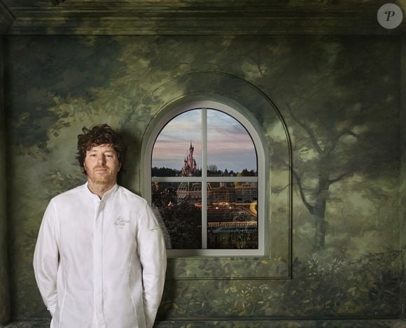Quelques jours plus tard, le 27 août, Jean Imbert annonçait sur Instagram se mettre en retrait de ses établissements.

Le Disneyland Hotel, emblématique établissement de Disneyland Paris, ouvrira un nouveau restaurant, La Forêt Secrète par Jean Imbert, le 7 mars 2025. © Disney via Bestimage