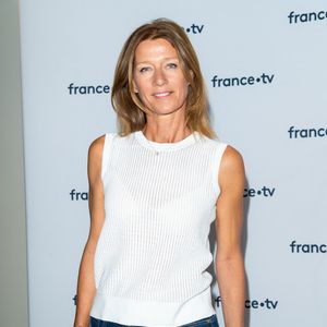 Carole Gaessler lors du photocall dans le cadre de la conférence de presse de France Télévisions au Pavillon Gabriel à Paris, France, le 24 août 2021. © Pierre Perusseau/Bestimage