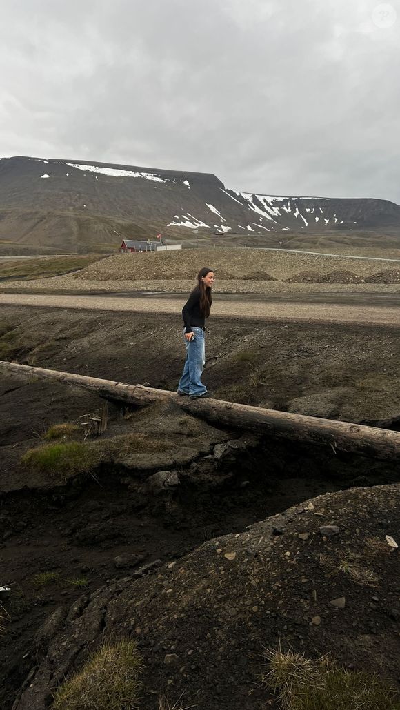 Alice Attal a également dévoilé une image de sa soeur Jo

Charlotte Gainsbourg et ses enfants en Islande pour les vacances d'été 2025 ©Alice Attal - Instagram