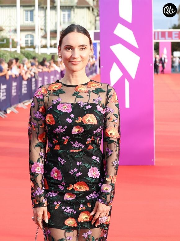 Natoo (Nathalie Odzierejko - natoogram) - Les célébrités arrivent à la cérémonie d'ouverture du 49ème Festival du Cinema Americain de Deauville, France, le 1er septembre 2023. © Denis Guignebourg/Bestimage
