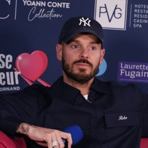 Matt Pokora (M. Pokora) - 16ème édition de l'évènement caritatif "Glisse en coeur" au Grand Bornand le 22 mars 2025. © Denis Guignebourg/Bestimage