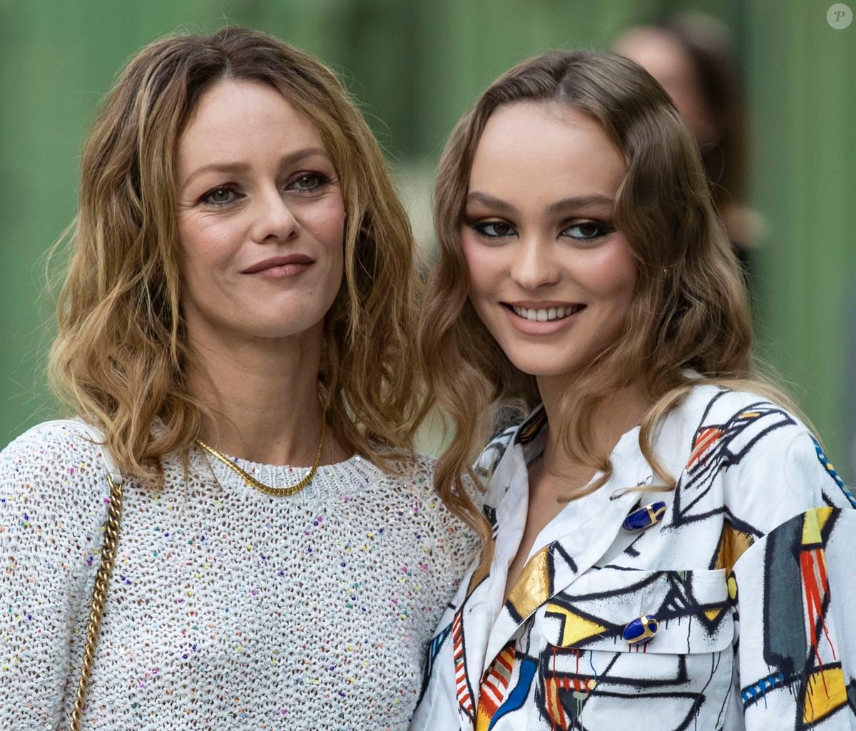 Sitemapcdatahttpsdekokniqoocommariage Vanessa Paradis Lily Rosenull