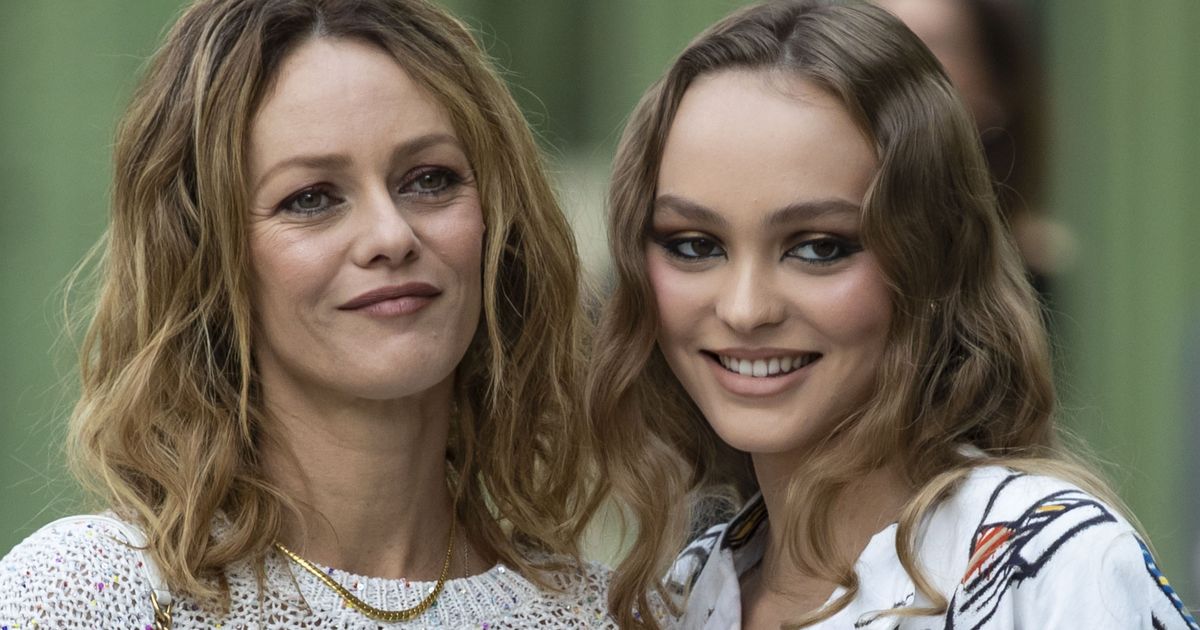 Sitemapcdatahttpsmodeinf Inetcommariage Vanessa Paradis Lily Rose